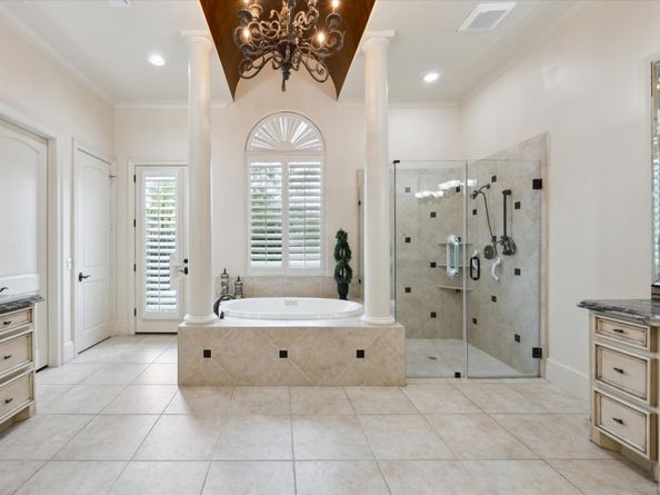 3510 Avignon Court, Houston TX 77082