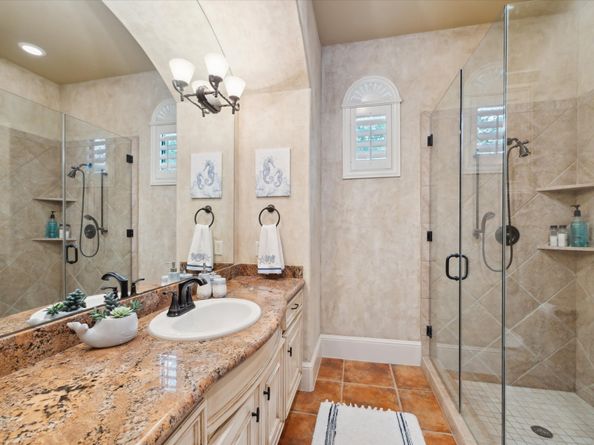 3510 Avignon Court, Houston TX 77082