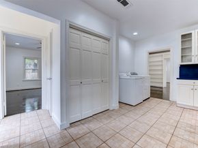 2415 Elmen Street, Houston TX 77019
