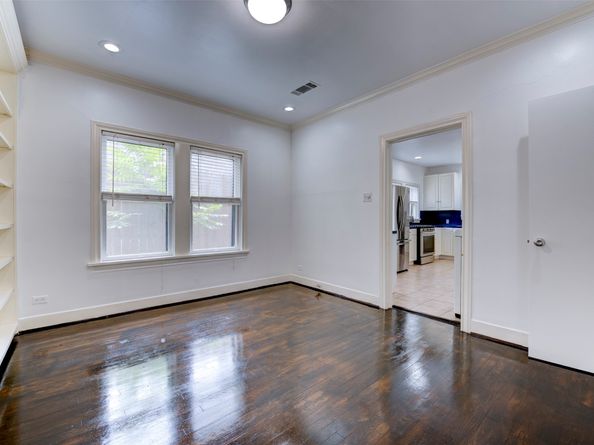 2415 Elmen Street, Houston TX 77019