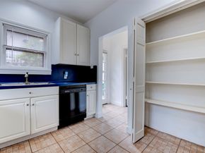2415 Elmen Street, Houston TX 77019