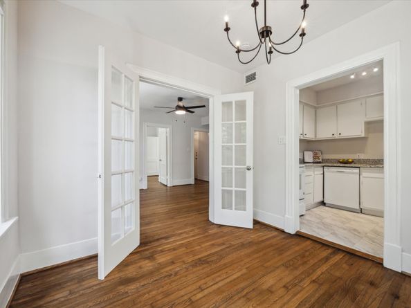 1214 Bartlett Street 14, Houston TX 77006