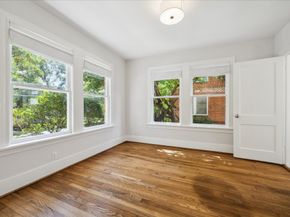 1214 Bartlett Street 14, Houston TX 77006