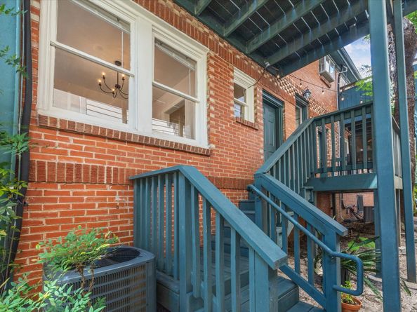 1214 Bartlett Street 14, Houston TX 77006