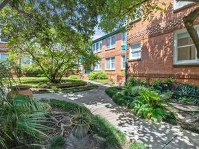 1214 Bartlett Street 14, Houston TX 77006