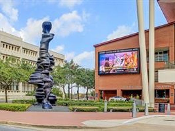 915 N San Jacinto Street, Houston TX 77002