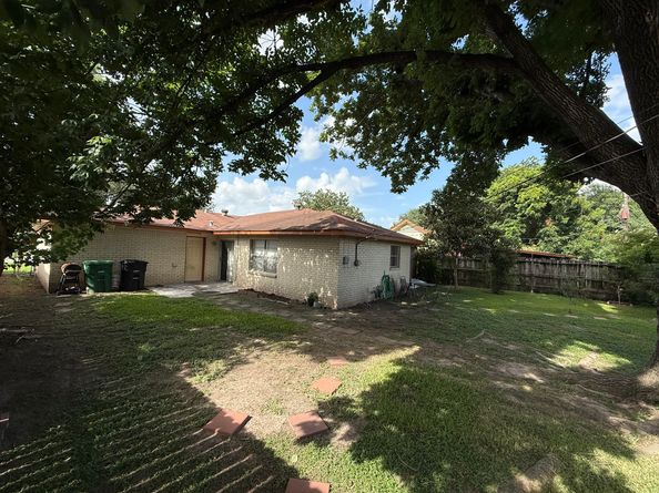 619 Rainy River Drive, Houston TX 77037