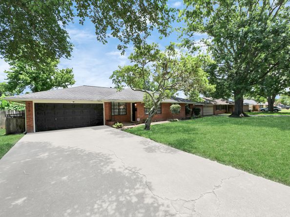 9010 Rockhurst Drive, Houston TX 77080
