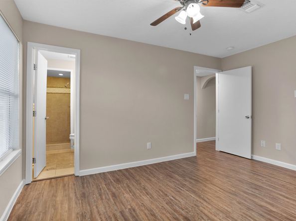 815 Frazer Lane, Houston TX 77038