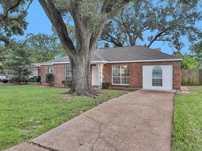 815 Frazer Lane, Houston TX 77038