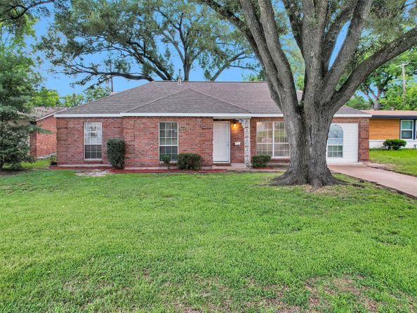 815 Frazer Lane, Houston TX 77038