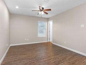 815 Frazer Lane, Houston TX 77038