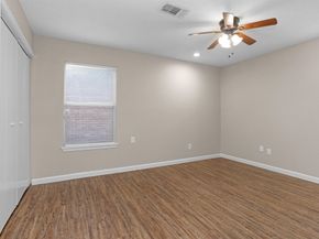 815 Frazer Lane, Houston TX 77038