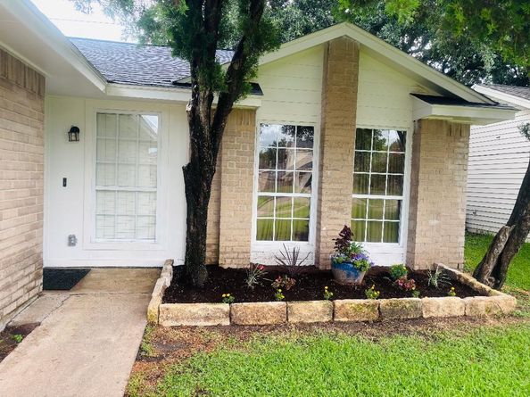8514 Grand Knolls Drive, Houston TX 77083
