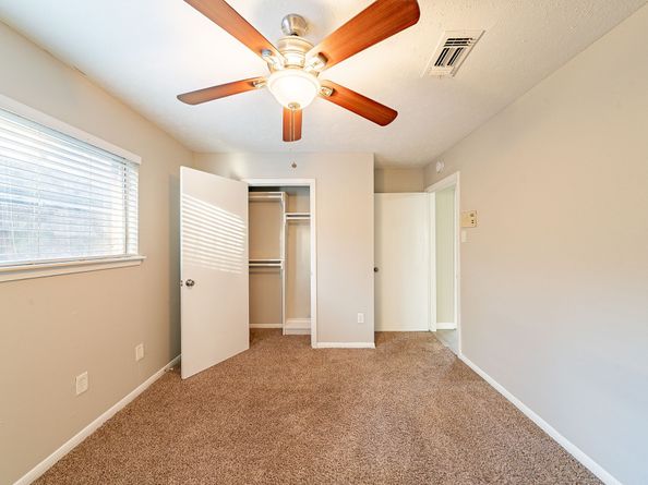 16234 Summer Wind Drive, Houston TX 77090