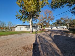 2320 E Blalock Road Road, Houston TX 77080