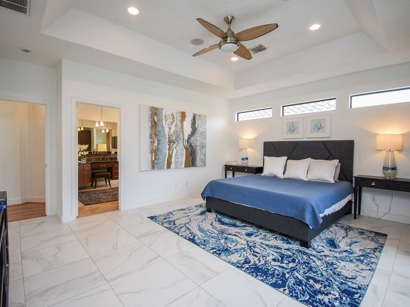 9410 Shady Lane Court, Houston TX 77063