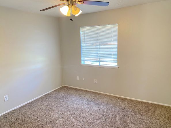 2414 Woven Wood Lane, Richmond TX 77406