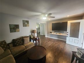 510 Edgebrook Drive, Houston TX 77034