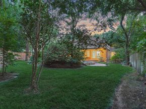 10 Longsford Circle, The Woodlands TX 77382