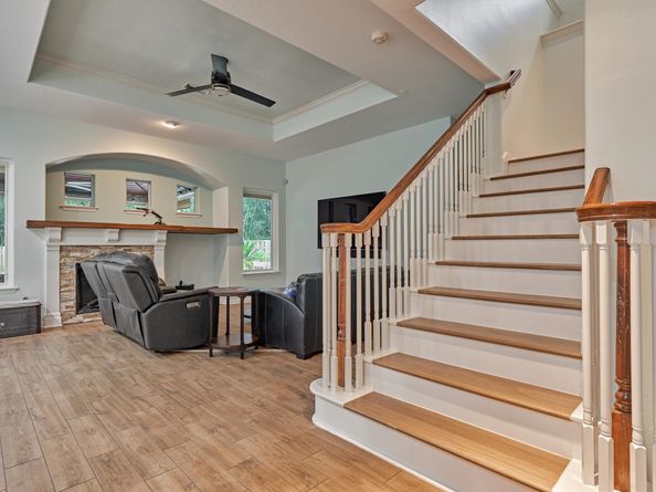 10 Longsford Circle, The Woodlands TX 77382