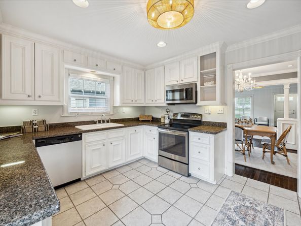 1120 Dunbar Street, Houston TX 77009