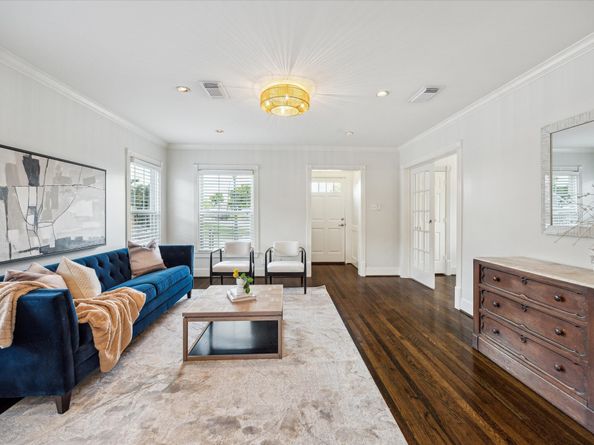 1120 Dunbar Street, Houston TX 77009