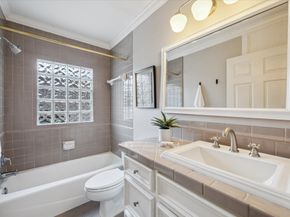 1120 Dunbar Street, Houston TX 77009