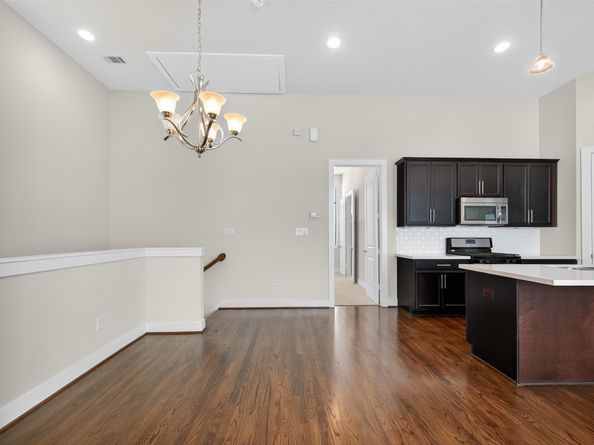 72 N Hutcheson Street, Houston TX 77003