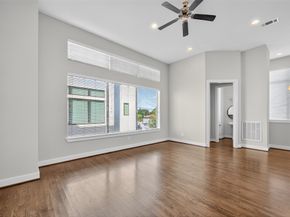 72 N Hutcheson Street, Houston TX 77003