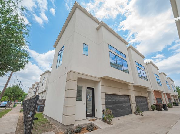 72 N Hutcheson Street, Houston TX 77003