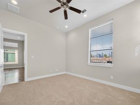 72 N Hutcheson Street, Houston TX 77003