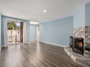 4633 Wild Indigo Street 536, Houston TX 77027