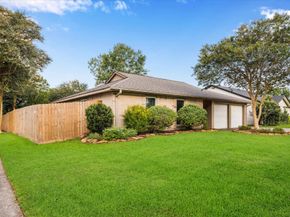 17603 Point Comfort Lane, Webster TX 77598
