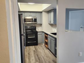 2818 S Bartell Drive 35, Houston TX 77054