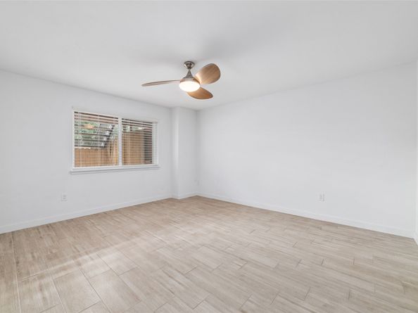 12633 Memorial Drive 51, Houston TX 77024