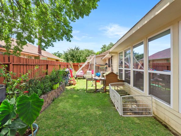 14006 Blue Falls Dr, Sugar Land TX 77498