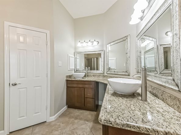 15910 Chart House Court, Houston TX 77044