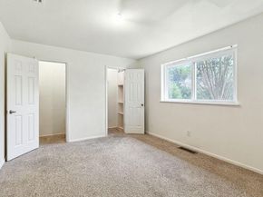 15222 E Hutchinson Circle, Houston TX 77071