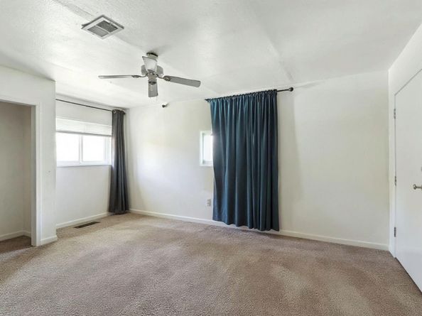 15222 E Hutchinson Circle, Houston TX 77071