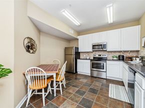 2815 Kings Crossing Drive 106, Houston TX 77345