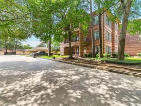 2815 Kings Crossing Drive 106, Houston TX 77345