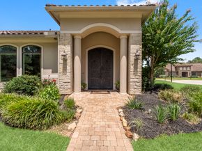 34 W Shadow Creek Villas Loop, Spring TX 77389