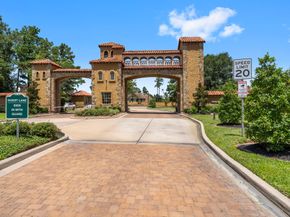 34 W Shadow Creek Villas Loop, Spring TX 77389