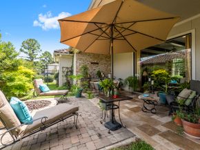 34 W Shadow Creek Villas Loop, Spring TX 77389