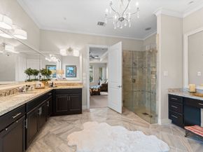 34 W Shadow Creek Villas Loop, Spring TX 77389