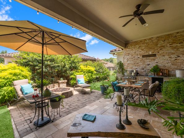 34 W Shadow Creek Villas Loop, Spring TX 77389