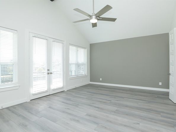 912A W 21st Street, Houston TX 77018