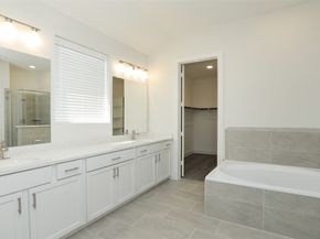 912A W 21st Street, Houston TX 77018