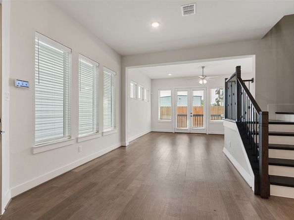 912A W 21st Street, Houston TX 77008